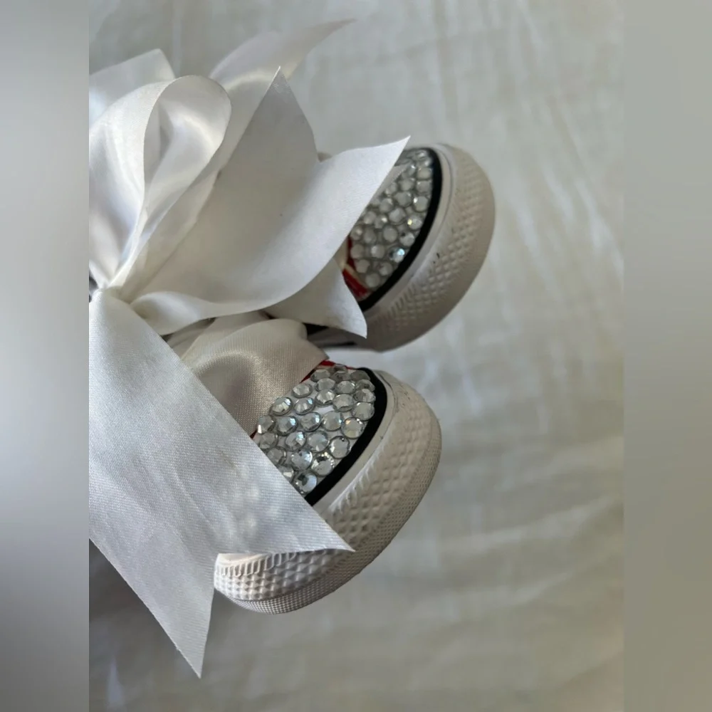 Converse | Infant SZ 3 | Red Minnie Mouse Disney High Top Shoes | Sparkle Bling